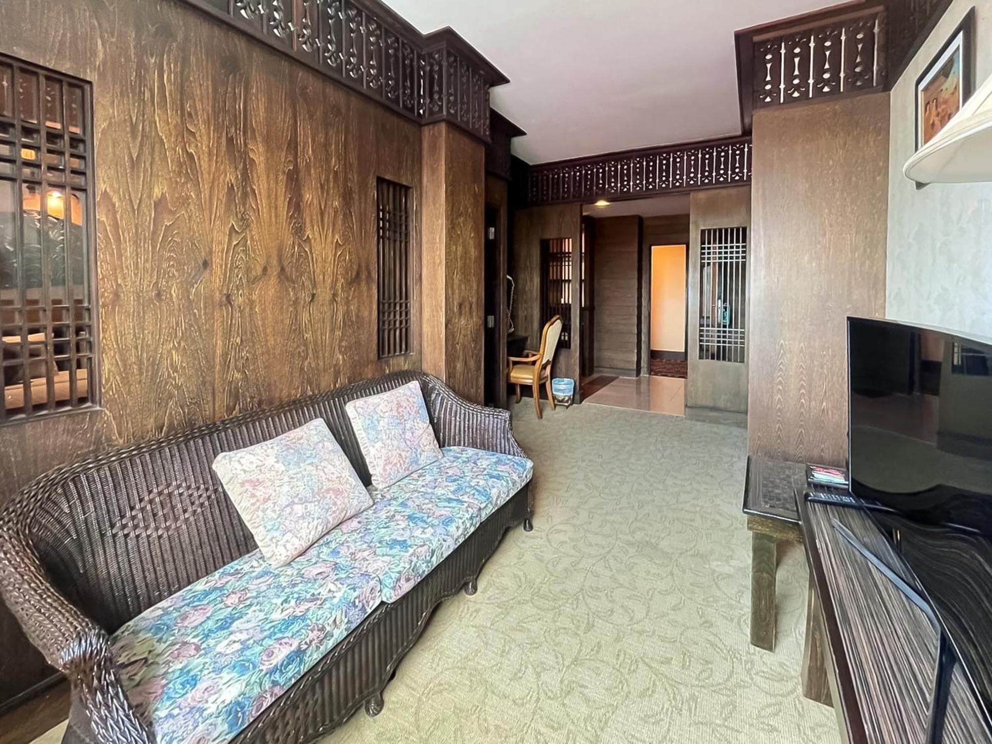 Ruean Phae Royal Park Hotel Phitsanulok Extérieur photo